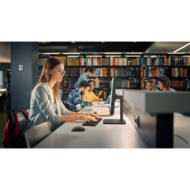 PC todo en uno ASUS ExpertCenter P400 AiO P440VAESK-BPC079X Intel Core i7 16GB 512GB Intel UHD Windows 11 Pro