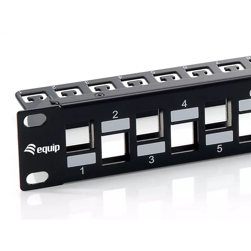 Equip Panel de parcheo blindado Cat.6A de 24 puertos Keystone, Negro