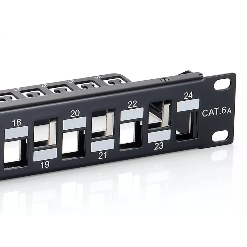 Equip Panel de parcheo blindado Cat.6A de 24 puertos Keystone, Negro
