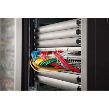 DIGITUS Panel ciego 1U, encajable, material ABS color negro