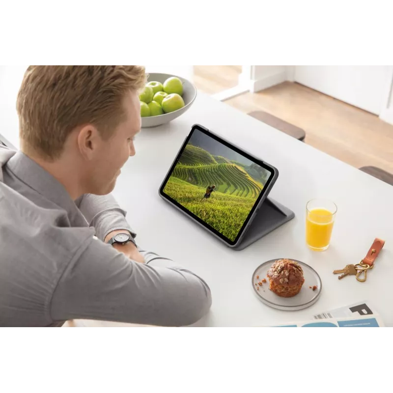Funda con teclado LOGITECH Folio Touch con retroiluminación y trackpad Oxford gris para iPad Air (4.ª generación) español Qwertz