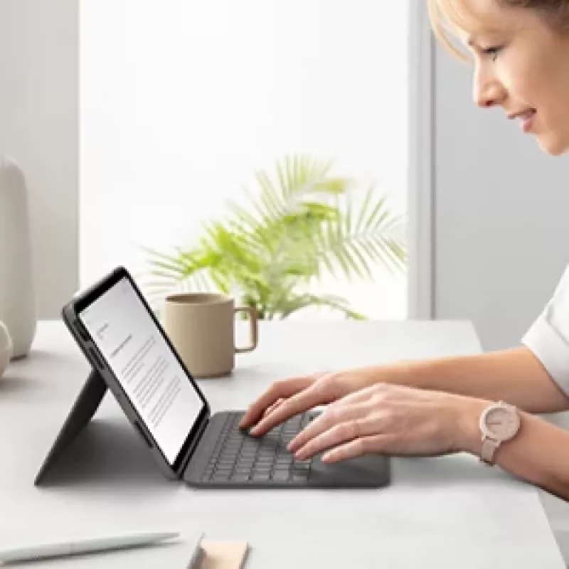 Funda con teclado LOGITECH Folio Touch con retroiluminación y trackpad Oxford gris para iPad Air (4.ª generación) español Qwertz