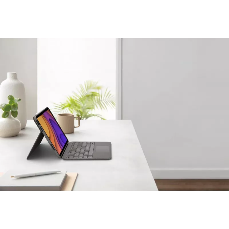 Funda con teclado LOGITECH Folio Touch con retroiluminación y trackpad Oxford gris para iPad Air (4.ª generación) español Qwertz