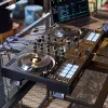 Hercules Inpulse 500 Digital Vinyl System (DVS) scratcher negro