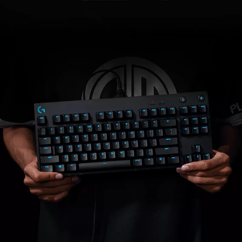 Teclado mecánico gaming LOGITECH G PRO Negro Qwertzu Alemán