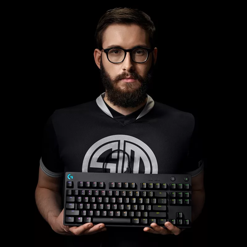 Teclado mecánico gaming LOGITECH G PRO Negro Qwertzu Alemán
