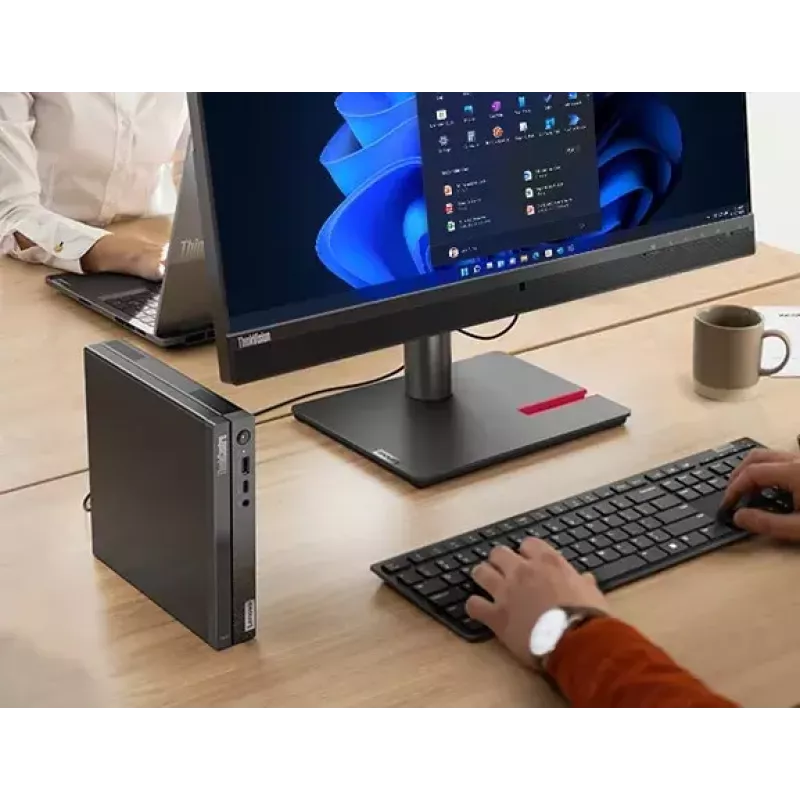 Lenovo ThinkCentre neo 50q Gen 4 Intel® Core™ i5 i5-13420H 8 GB DDR4-SDRAM 256 GB SSD Windows 11 Pro Mini PC Negro