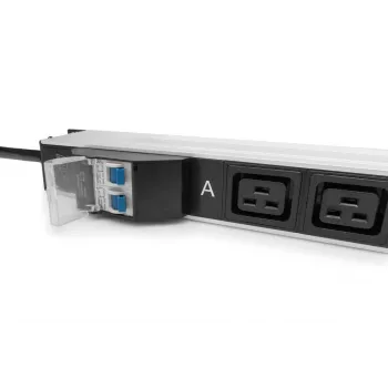 DIGITUS IT BASIC PDU. Vertical. 32A. 24 x C13. 4 x C19