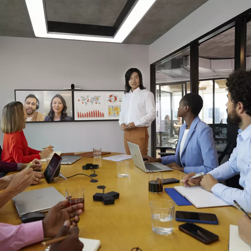 HP Poly Studio G62 Sistema de videoconferencia con kit de placas de montaje No Radio TAA