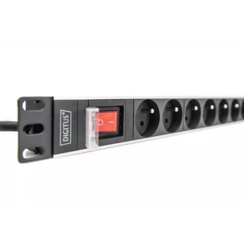 PDU de aluminio DIGITUS 1U, montaje en rack, 8x CEE 7/5 potencia nominal: 16A, 4000W, 250VAC 50/60Hz,