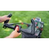 Cortacésped de mano Bosch 37-550 a batería negro, verde