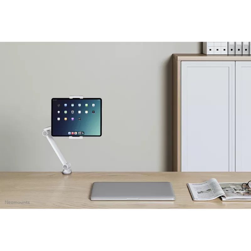 Soporte para tablet Neomounts DS15-545WH1 con pinza de mesa 4,7-12,9