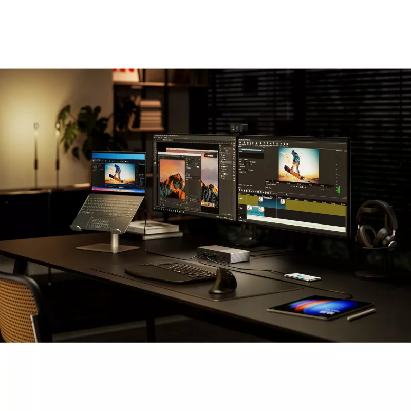 Kensington SD5000T5 EQ Thunderbolt 5 Triple 4K docking station con 140W PD - Windows/macOS