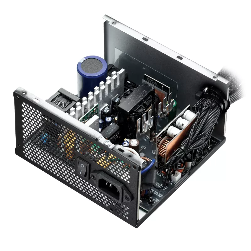 Fuente de alimentación XPG KYBER 750W, 750 W, 100 - 240 V, 47 - 63 Hz, 10 A, protección contra sobrecorriente, sobrecarga, sobretensión, sobretemperatura, cortocircuito, sobretensión y corriente de irrupción..., 20+4 Pin ATX