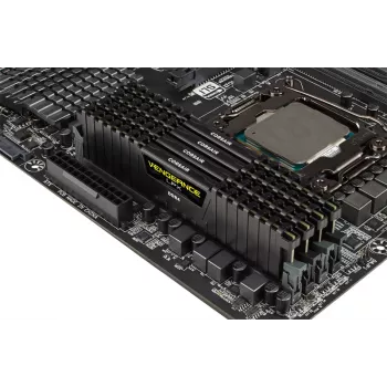 Memoria CORSAIR 16GB DDR4 2400MHz C16 Vengeance Low Profilex Negro