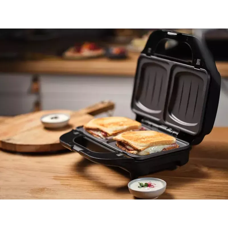 Sandwichera Eta Sorento Plus 900 W negra