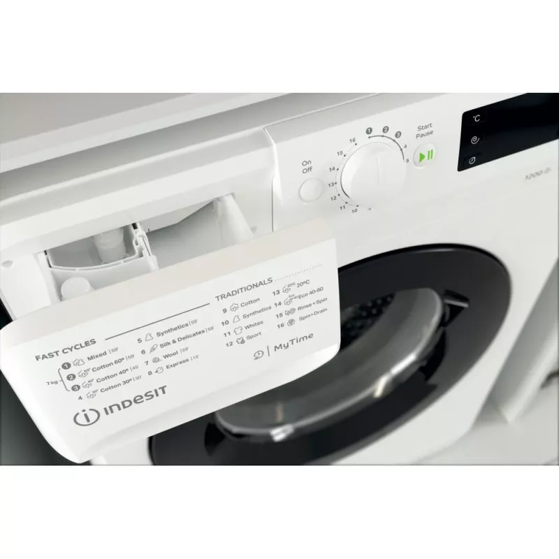 Lavadora de carga frontal Indesit MTWE 71252 WK EE 7 kg 1151 rpm blanca