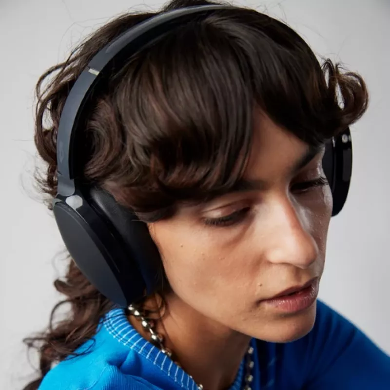 Skullcandy Hesh ANC S6HHW-N740 auriculares over-ear, con cable e inalámbricos, Bluetooth, cancelación activa de ruido, USB-C, hasta 22 h, True Black