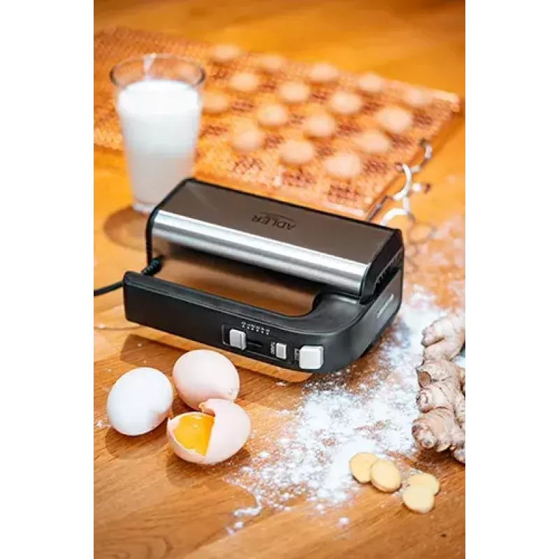 Batidora de mano Adler AD 4225 — 5 velocidades, turbo, 300 W, acero inoxidable/plata-negro, varillas y ganchos amasadores