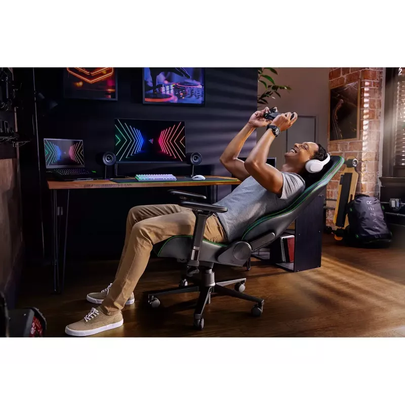 Silla gaming para PC Razer Enki con asiento acolchado negra, 136 kg, 670x680x1380 mm