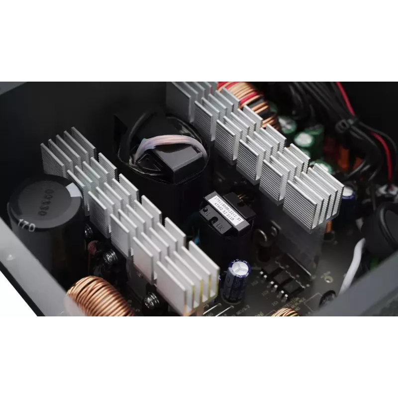Fuente de alimentación DeepCool PF600 600 W, ATX 2.4, 80 PLUS, 48 A en +12V, ventilador de 120 mm, no modular