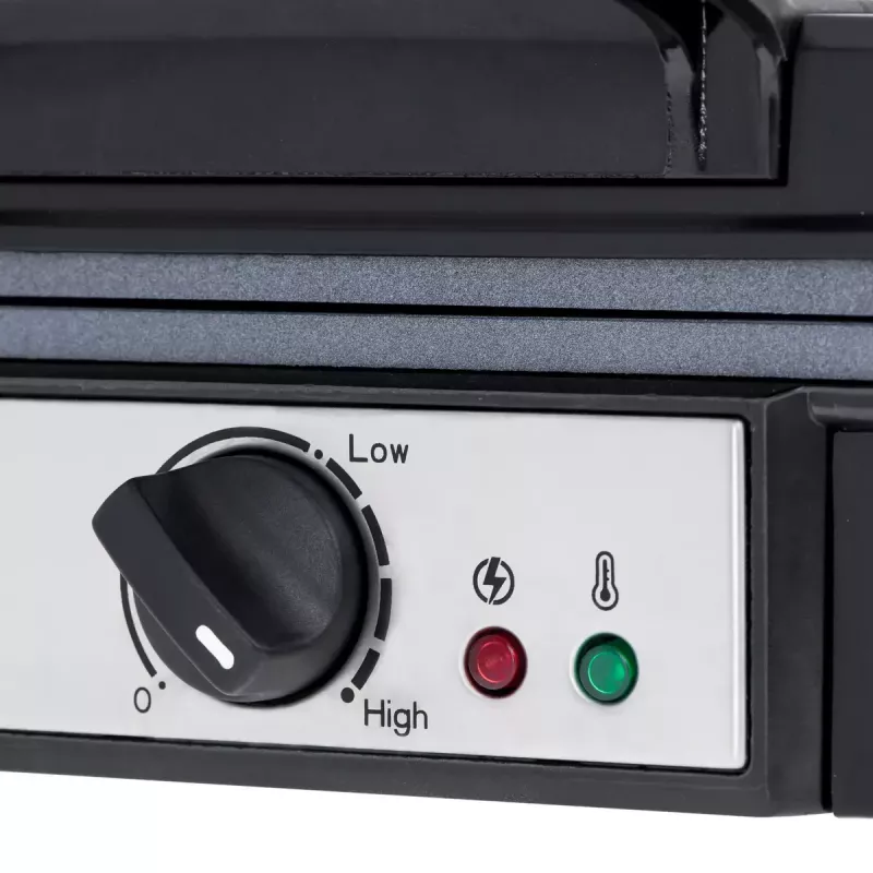 Gofrera Adler AD 3049, 4 gofres cuadrados, antiadherente, 1800 W, negra