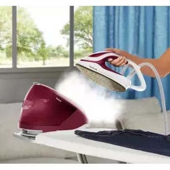 Centro de planchado Tefal GV9220 2600 W suela Durilium AirGlide Autoclean, burdeos, blanco