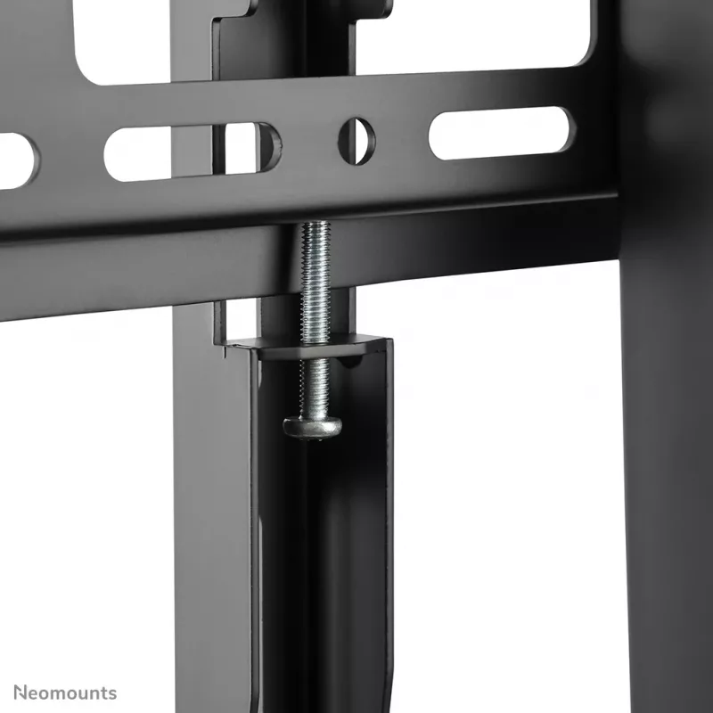 Neomounts NS-M4000BLACK carro para TV, soporte de suelo 60-105 pulgadas (152,4-267 cm), máx. 150 kg, VESA 200x200-1000x600, altura regulable, con estante, negro