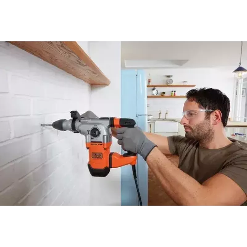Taladro percutor Black & Decker BEHS03K