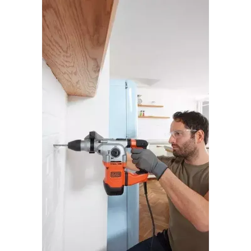 Taladro percutor Black & Decker BEHS03K