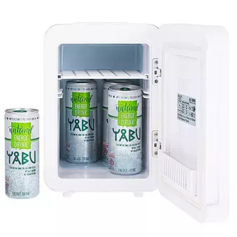 Mininevera independiente Adler AD 8085, 4 L, apertura derecha, puerta con espejo, 220–240 V/12 V