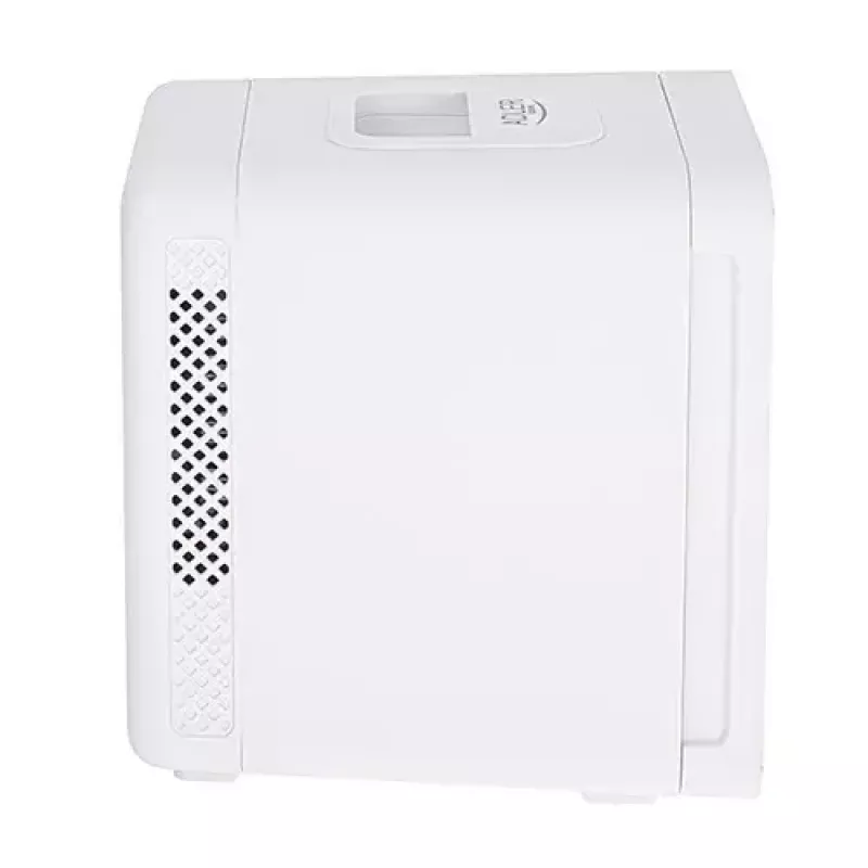 Mininevera independiente Adler AD 8085, 4 L, apertura derecha, puerta con espejo, 220–240 V/12 V
