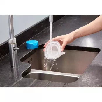 Aspirador de mano Black & Decker NVC215WA-QW — en seco sin bolsa 0,385 L, 882 l/min de flujo de aire, 10 min de autonomía