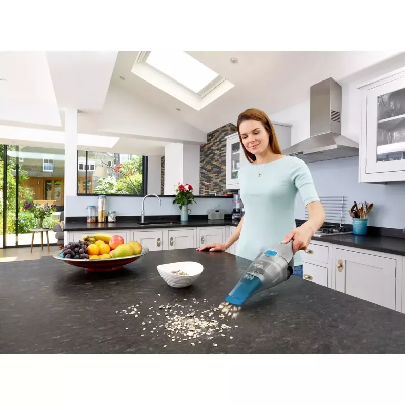 Black & Decker NVC215WA-QW DustBuster aspirador de mano inalámbrico, capacidad de polvo 0,3 l, 1500 mAh de iones de litio, filtro lavable, azul/gris
