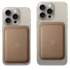 Apple FineWoven Wallet con MagSafe Taupe