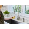 Plancha de vapor de mano Tefal DT2026 — depósito de agua de 0,07 l, 1300 W, amarillo