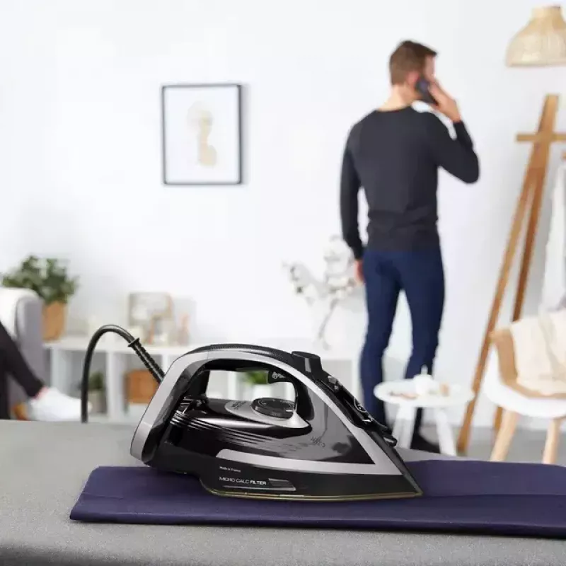 Plancha Tefal Puregliss FV8062E0 plancha en seco y de vapor suela Durilium AirGlide Autoclean 3000 W negra, gris