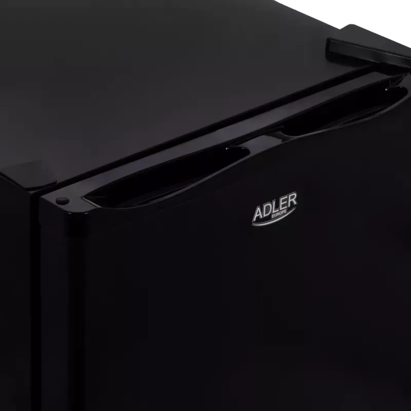 Adler AD 8089 nevera termoeléctrica, 28 l, luz interior LED, 35 dB, clase energética E, negra