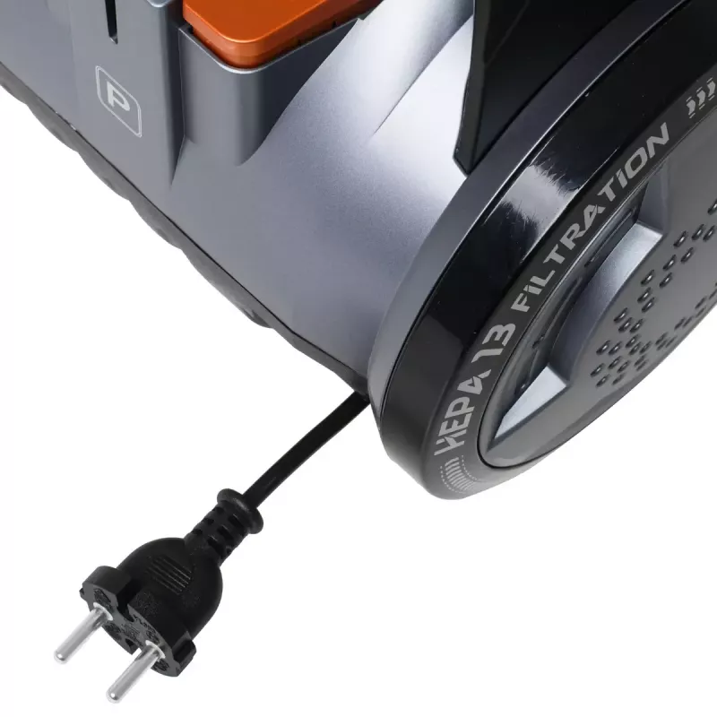 Aspirador sin bolsa Adler AD 7065 — 700 W, depósito de polvo 1,6 L, HEPA, radio 9 m, negro/rojo