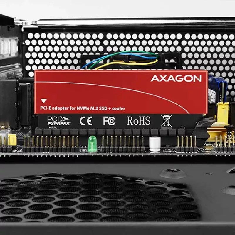 Adaptador Axagon PCEM2-S PCIe x16 - ranura M.2 NVMe M-Key, con disipador de aluminio pasivo