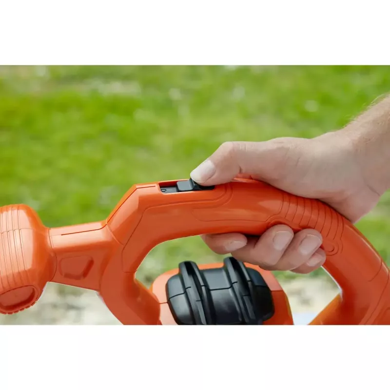 Soplador de mano Black & Decker BEBLV260 2600 W, velocidad del aire 315 km/h, bolsa de recogida 40 L, 4,8 kg