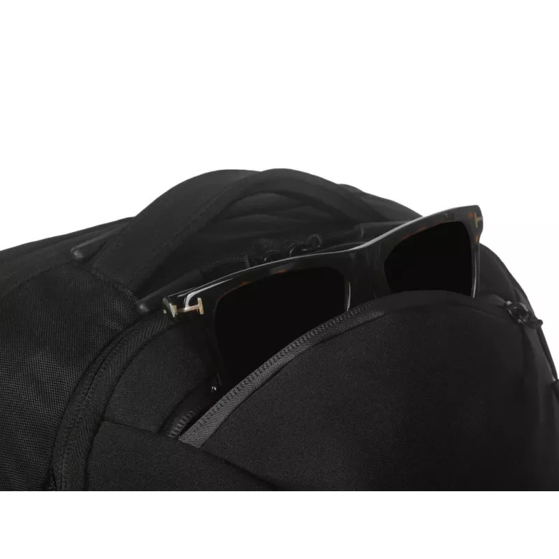 Mochila urbana Targus EcoSmart negra 300x130x455mm certificada GRS