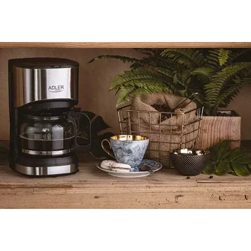 Cafetera de filtro Adler AD 4407, 550 W, jarra de 0,7 L, plata/negro, semiautomática