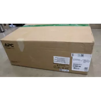 SAI Schneider Electric SMT1500RMI2UNC 1500VA montaje en rack 2U con 4× salidas IEC C13