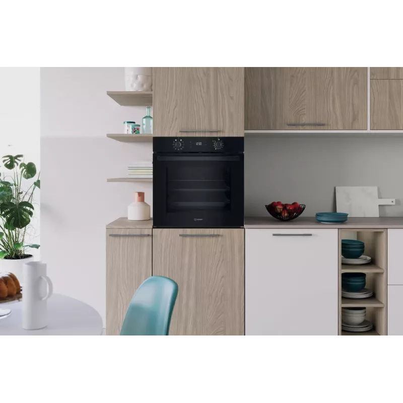 Placa eléctrica empotrable INDESIT IO K58HS B — 71 L, limpieza hidrolítica, convección, grill, vapor