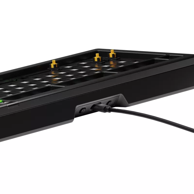 Glorious GMMK 3 Pro 75% teclado gaming barebone GLO-KB-GMMK3-PRO-75-BB-W-BLK-US, con cable, distribución ANSI US, negro