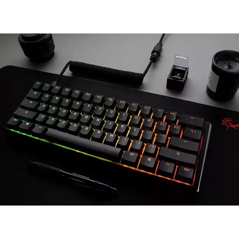 Teclado Ducky One 3 Classic Mini gaming USB mecánico 61 teclas RGB