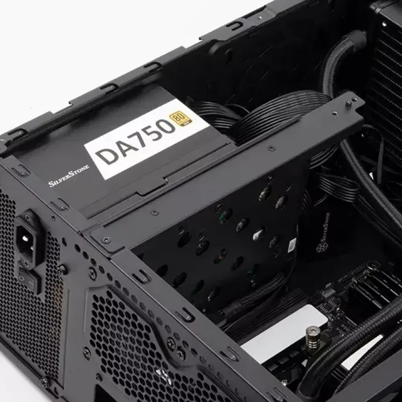 Caja de PC Silverstone GD11 HTPC blanca