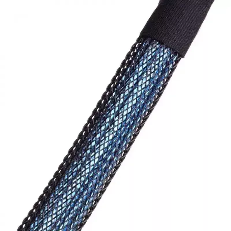 SilverStone SST-CPS05 cable de Mini-SAS HD (SFF-8643) a SATA de 7 pines con sideband, 4 carriles, SAS 12 Gbit/s, 0,5 m, negro