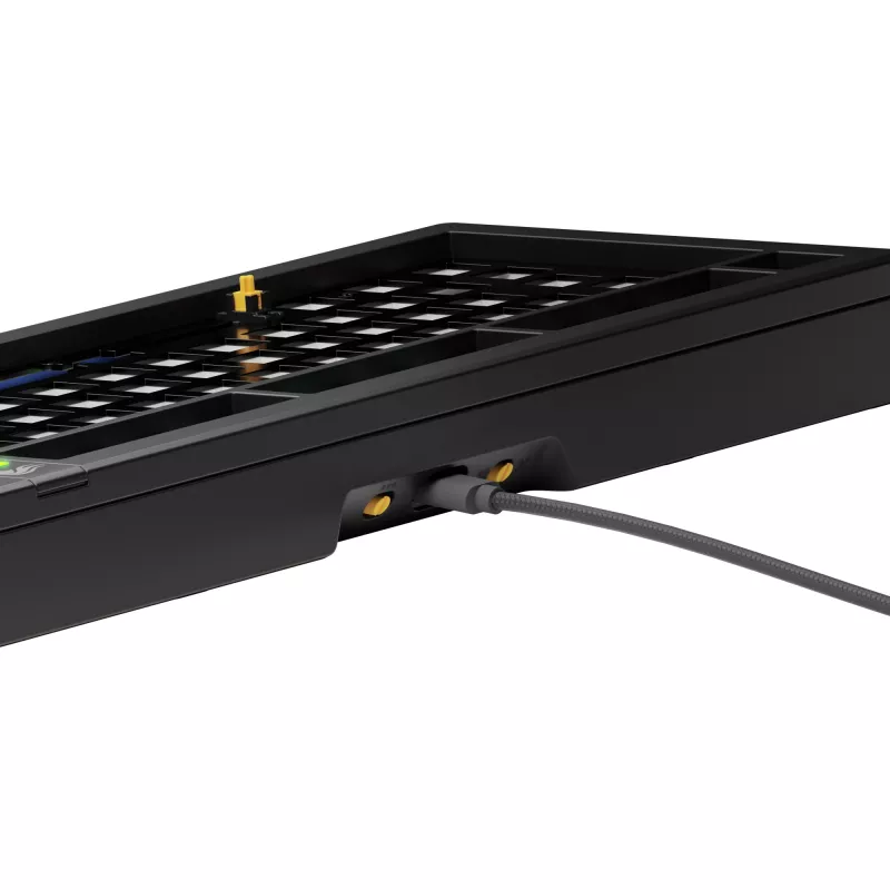 Glorious Gaming GMMK 3 75% Barebones con cable negro – ISO, 75%, con cable, USB, LED RGB, negro
